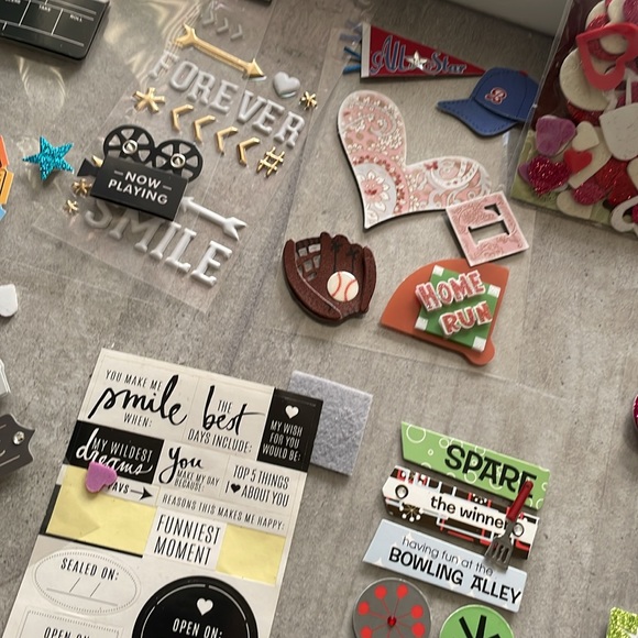 Large Scrapbooking & 3D sticker set - Picture 6 of 7